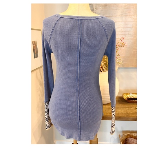 Free People Alpine Cuff Henley Thermal Shirt Blue Ski Lodge Sz S - Picture 4 of 6
